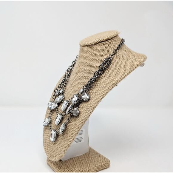 Chico's Necklace Gunmetal Silver Multi-Strand Layered Chain Oval Faux Jewel - Picture 4 of 6